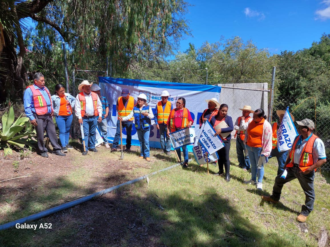 Rehabilitación integral de la línea de conducción y red de distribución en la localidad de Atecoxco